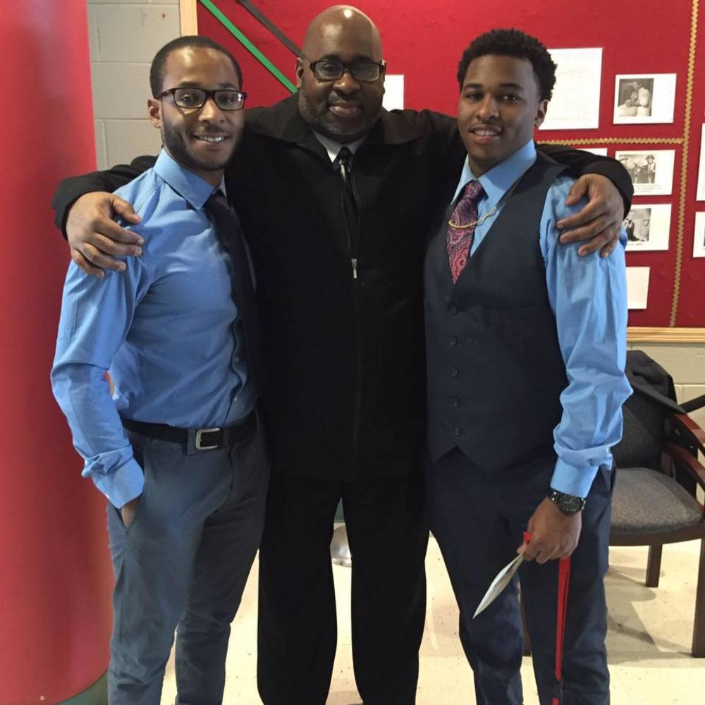 Meet your Posher, Troy